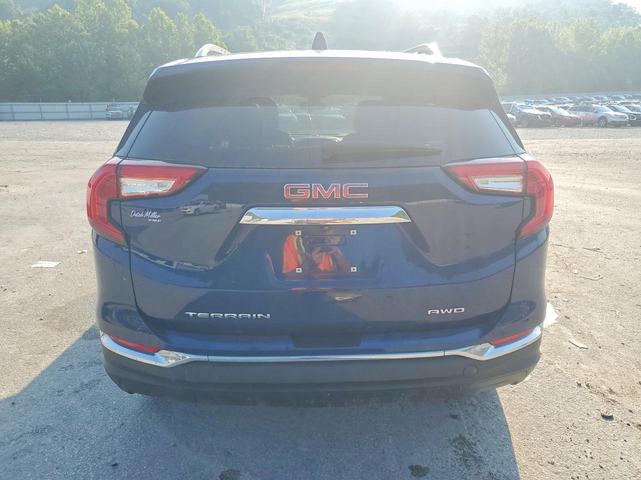 2022 GMC Terrain Slt - Фото 6