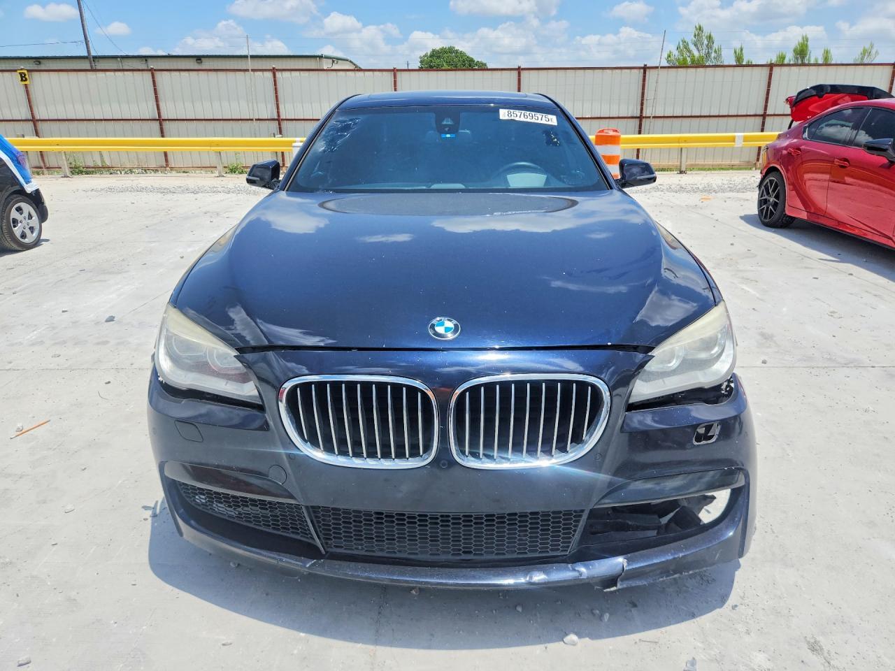 2014 BMW 750 Li - Image 5