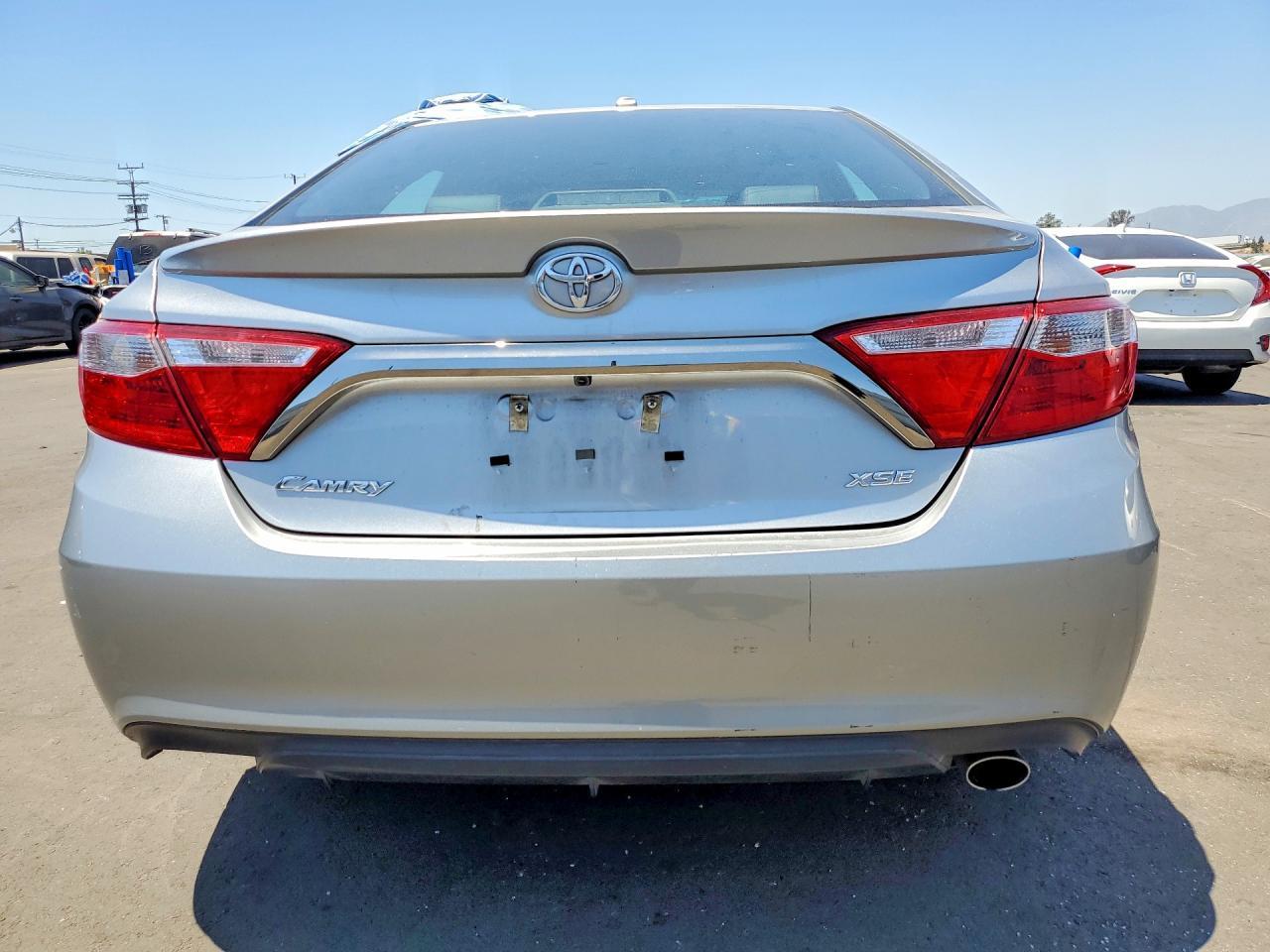 2017 Toyota Camry Xse - Фото 6