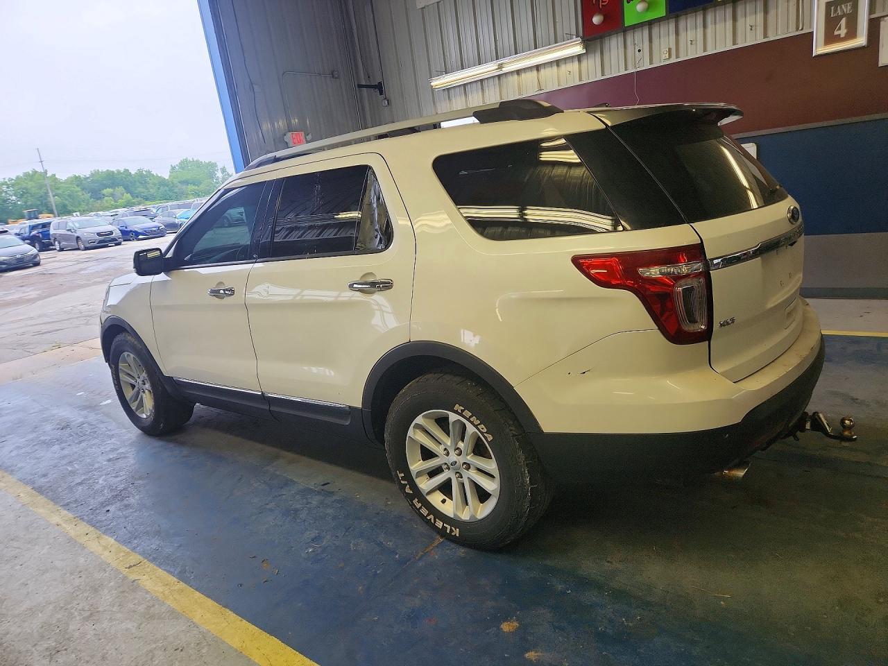 2013 Ford Explorer Xlt - Фото 2