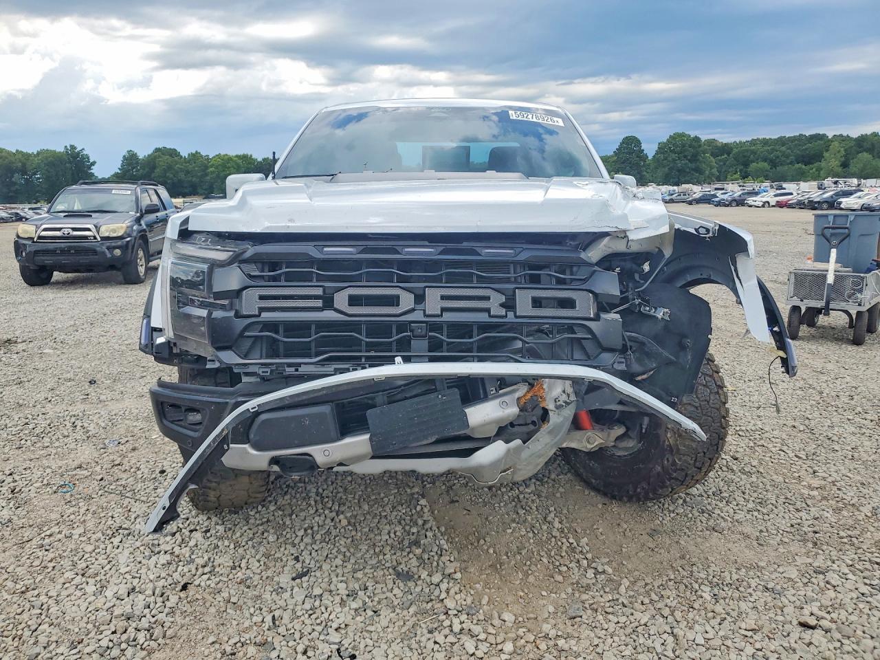2025 Ford F150 Raptor - Фото 5