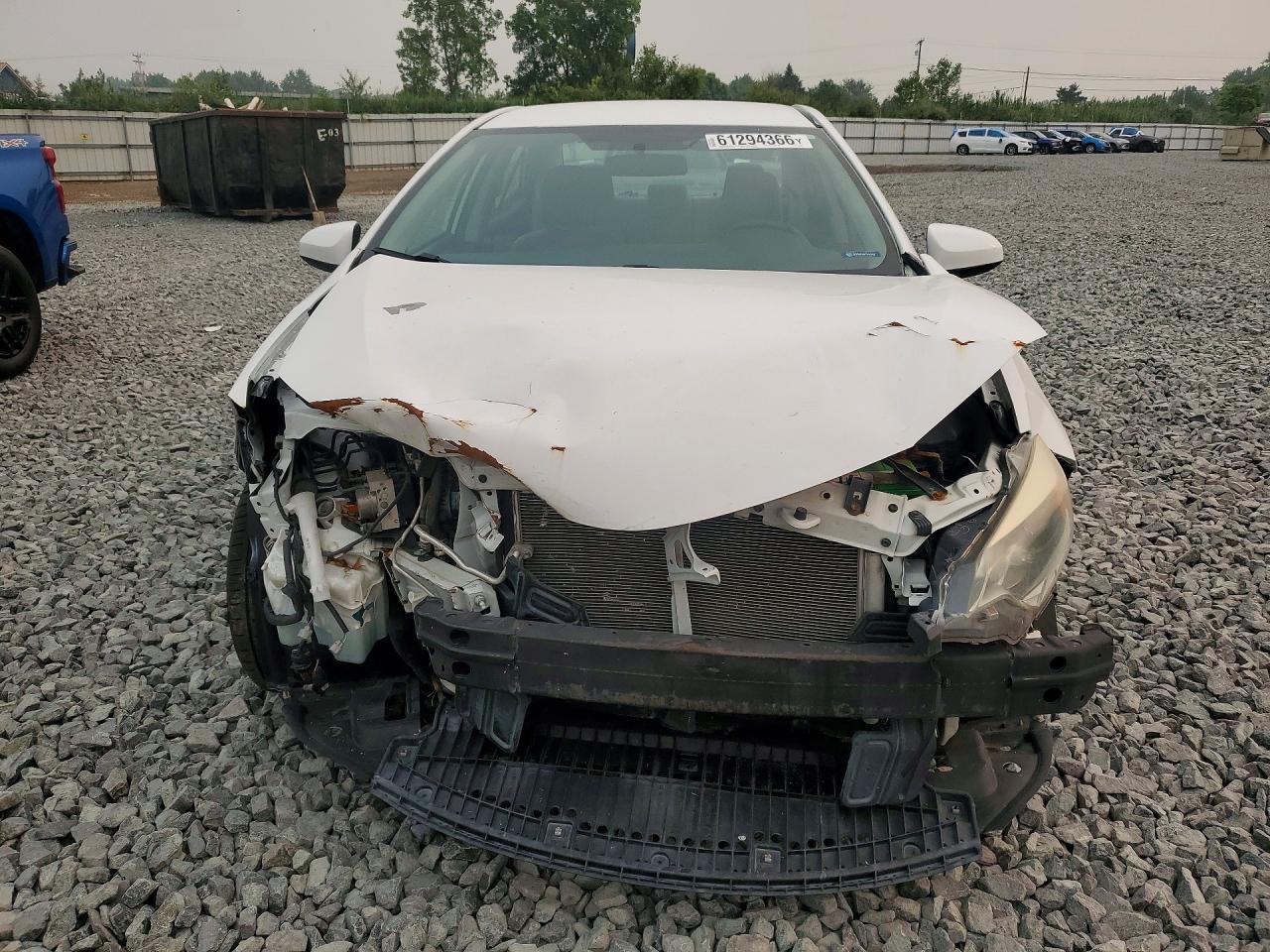 2016 Toyota Corolla Le - Image 5