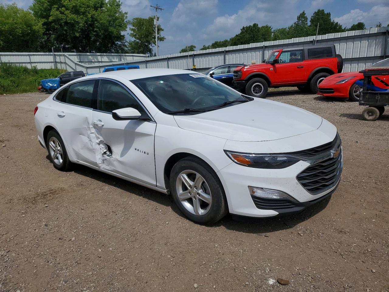 2024 Chevrolet Malibu Ls - Image 4