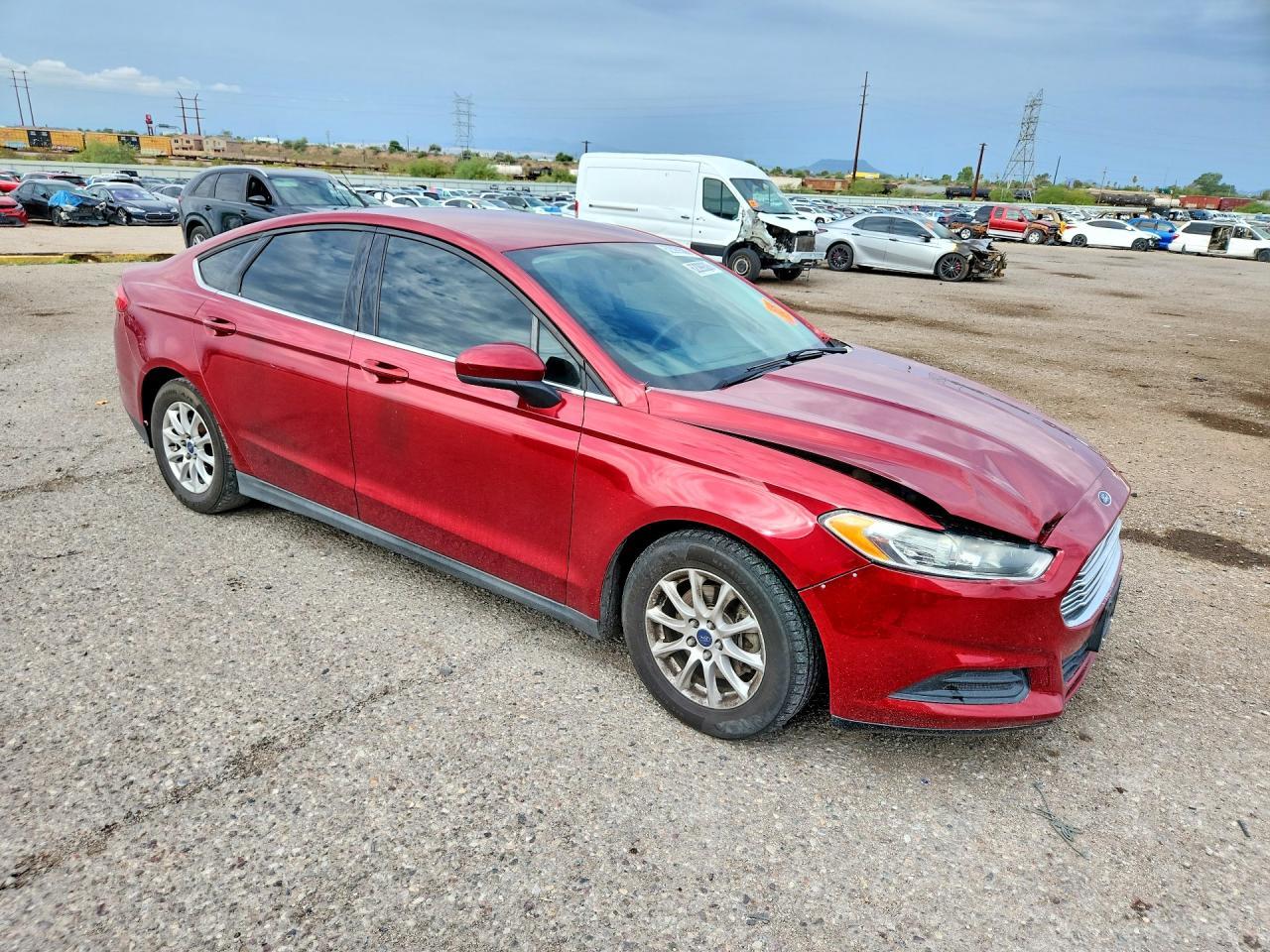 2015 Ford Fusion S - Фото 4