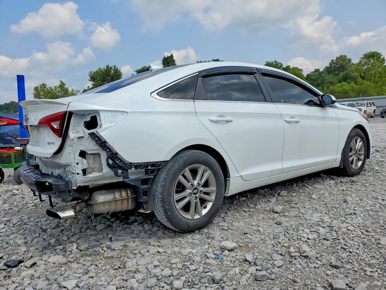 2017 Hyundai Sonata Se - Фото 3
