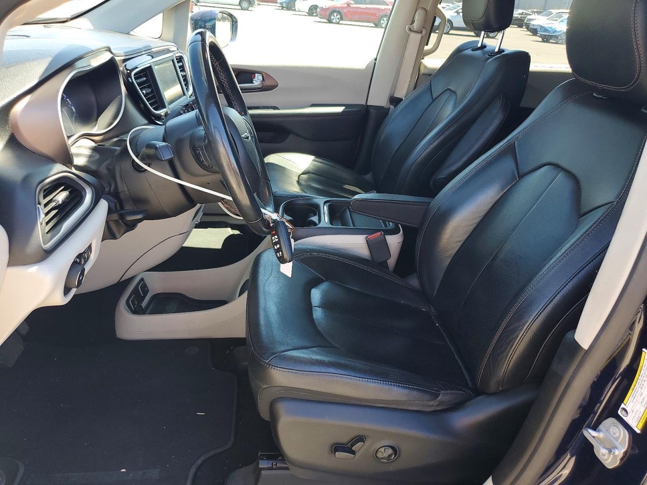 2018 Chrysler Pacifica Touring L - Фото 7