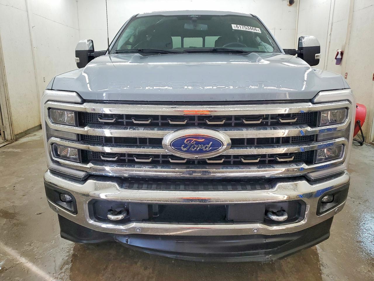 2024 Ford F250 Super Duty - Image 5