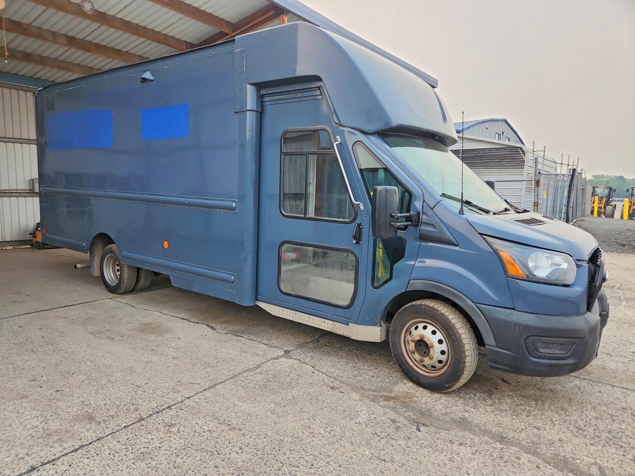 2021 Ford Transit Delivery Truck - Фото 4