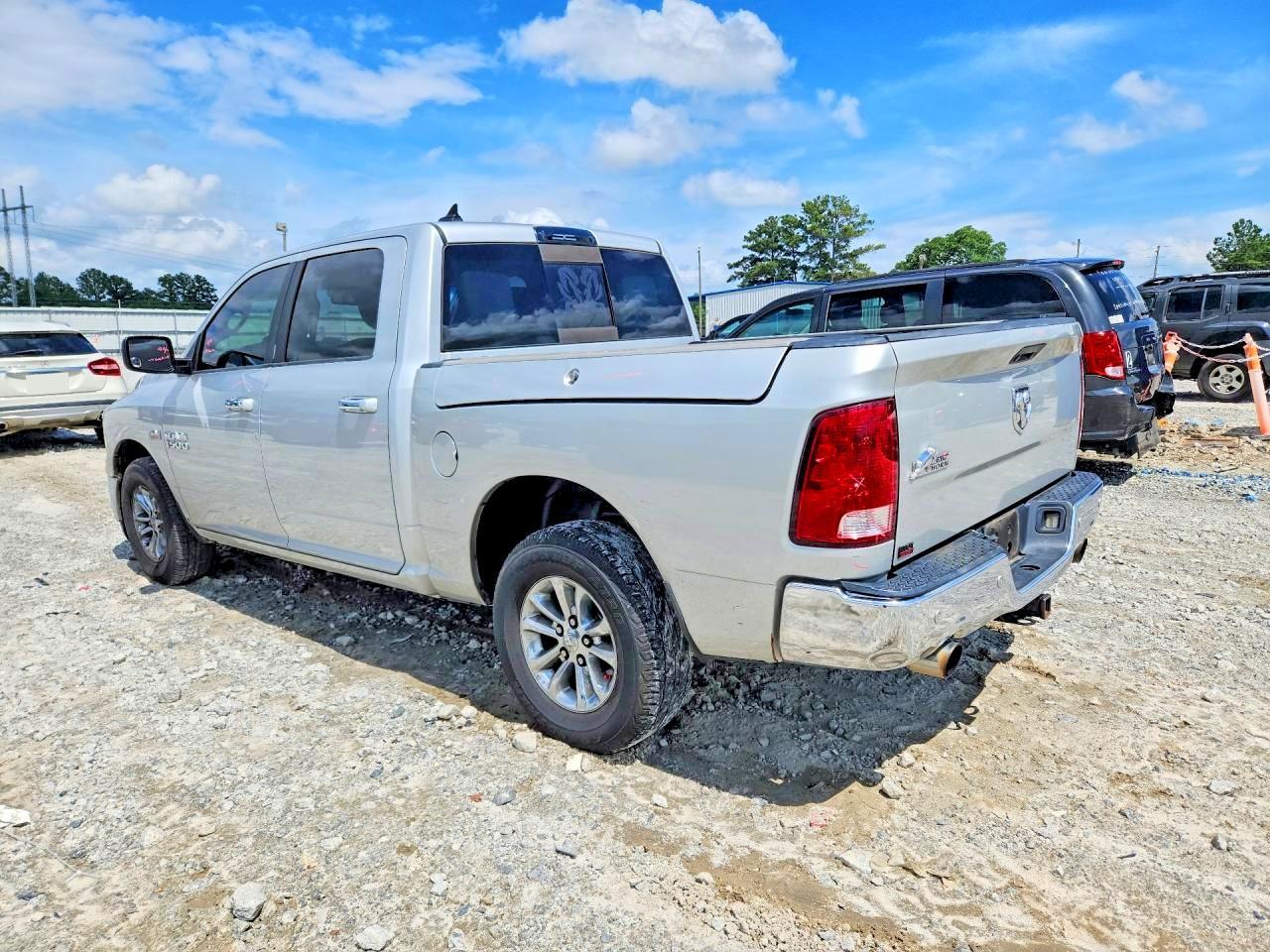 2014 Ram 1500 Slt - Image 2