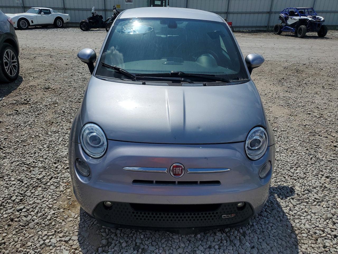 2017 Fiat 500 Electric - Image 5
