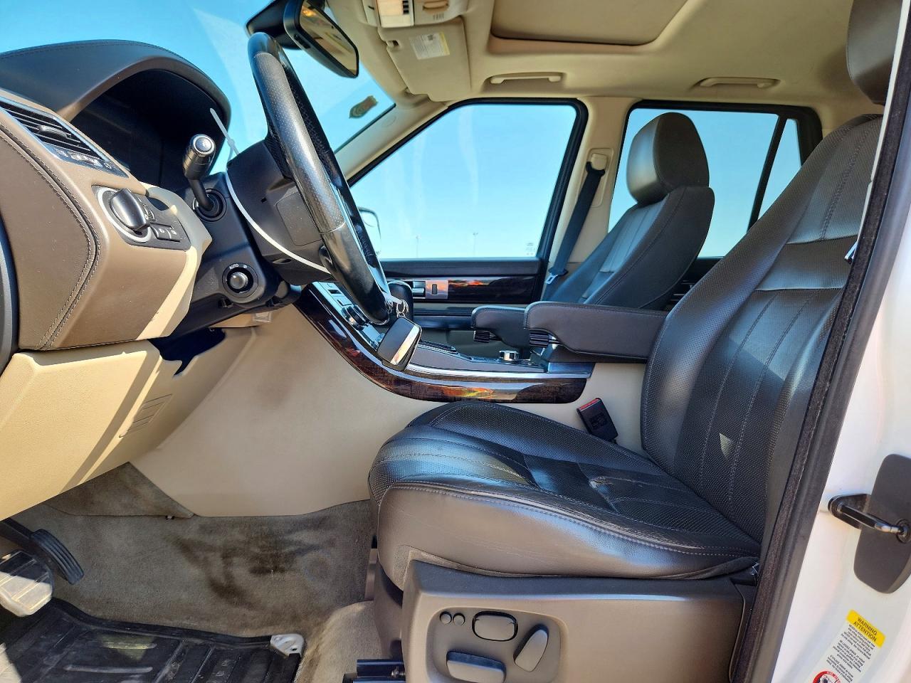 2011 Land Rover Range Rover Sport Lux - Image 7