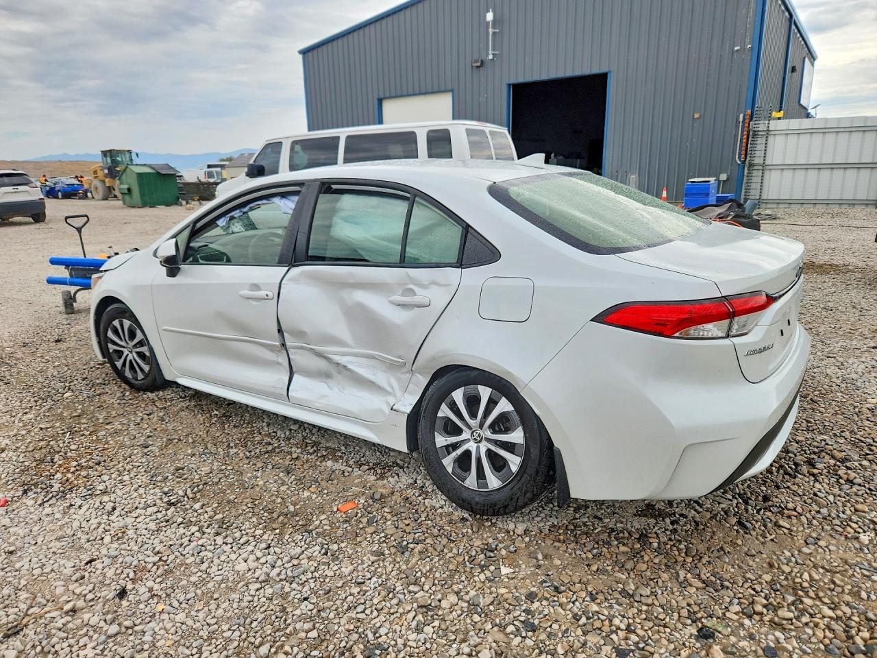 2022 Toyota Corolla Le - Image 2