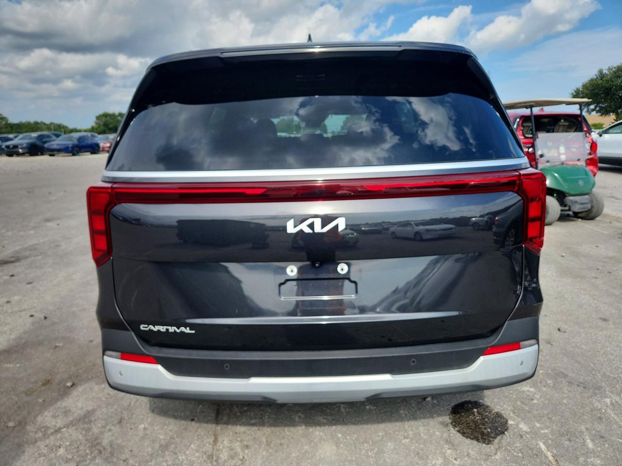 2026 Kia Carnival Lxs - Фото 6
