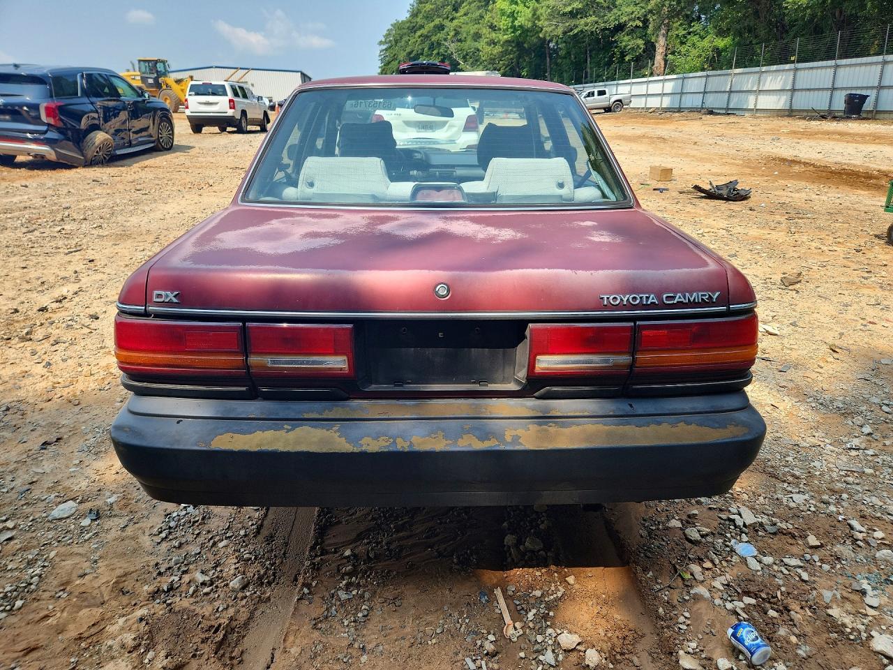 1991 Toyota Camry Deluxe - Image 6