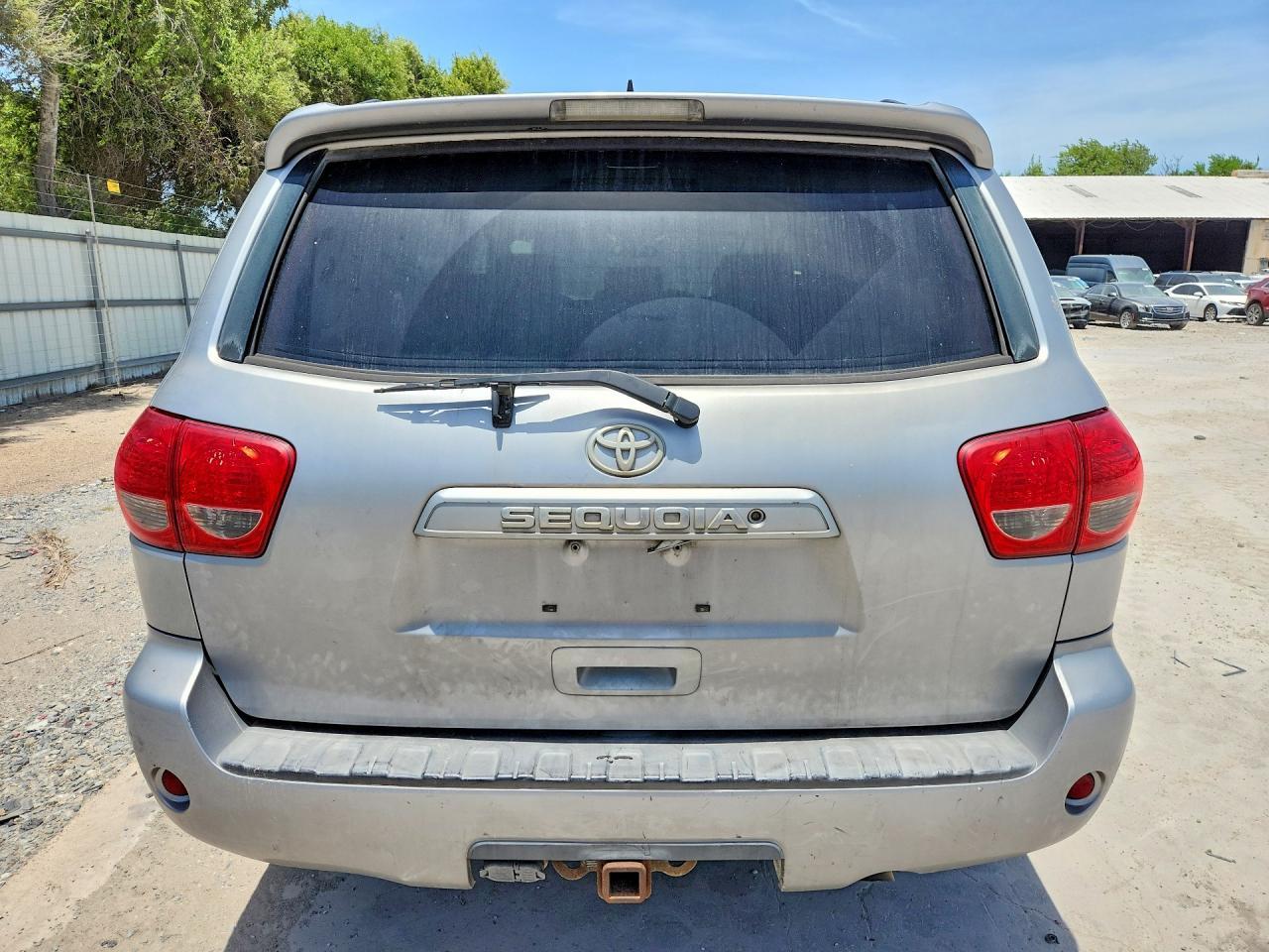 2012 Toyota Sequoia Sr5 - Фото 6