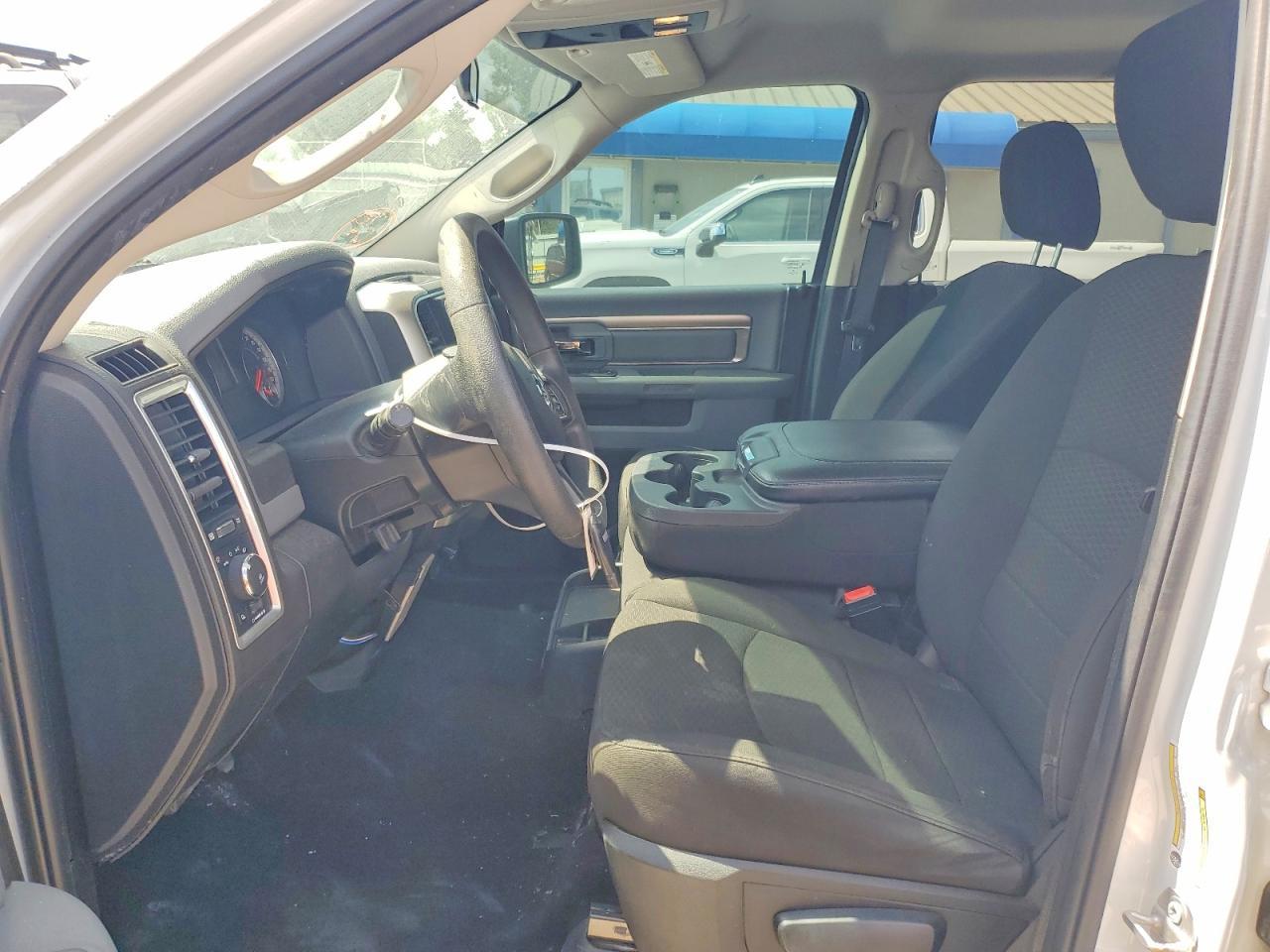 2020 Ram 1500 Classic Warlock - Image 7