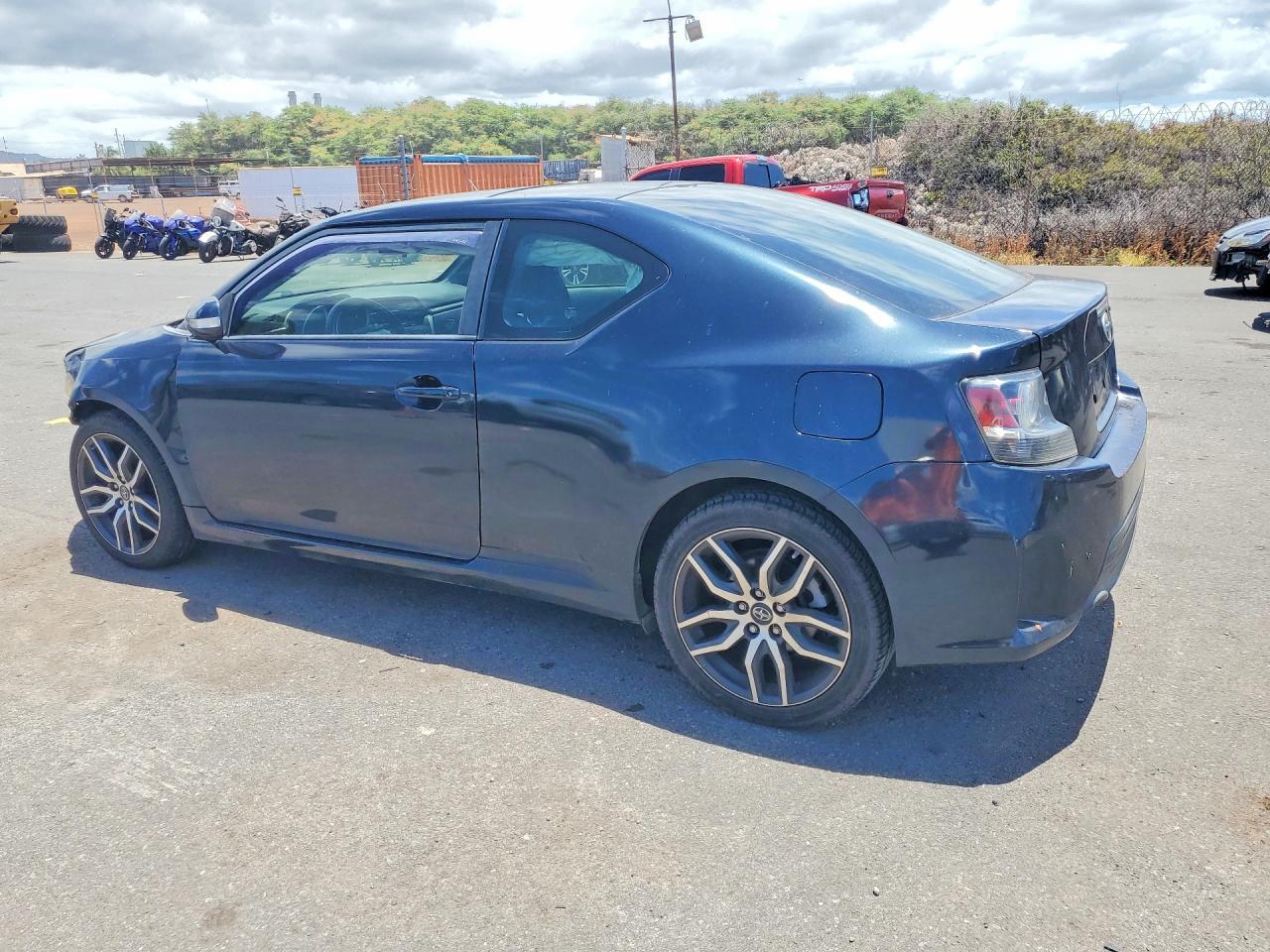 2015 Scion Tc Base - Фото 2