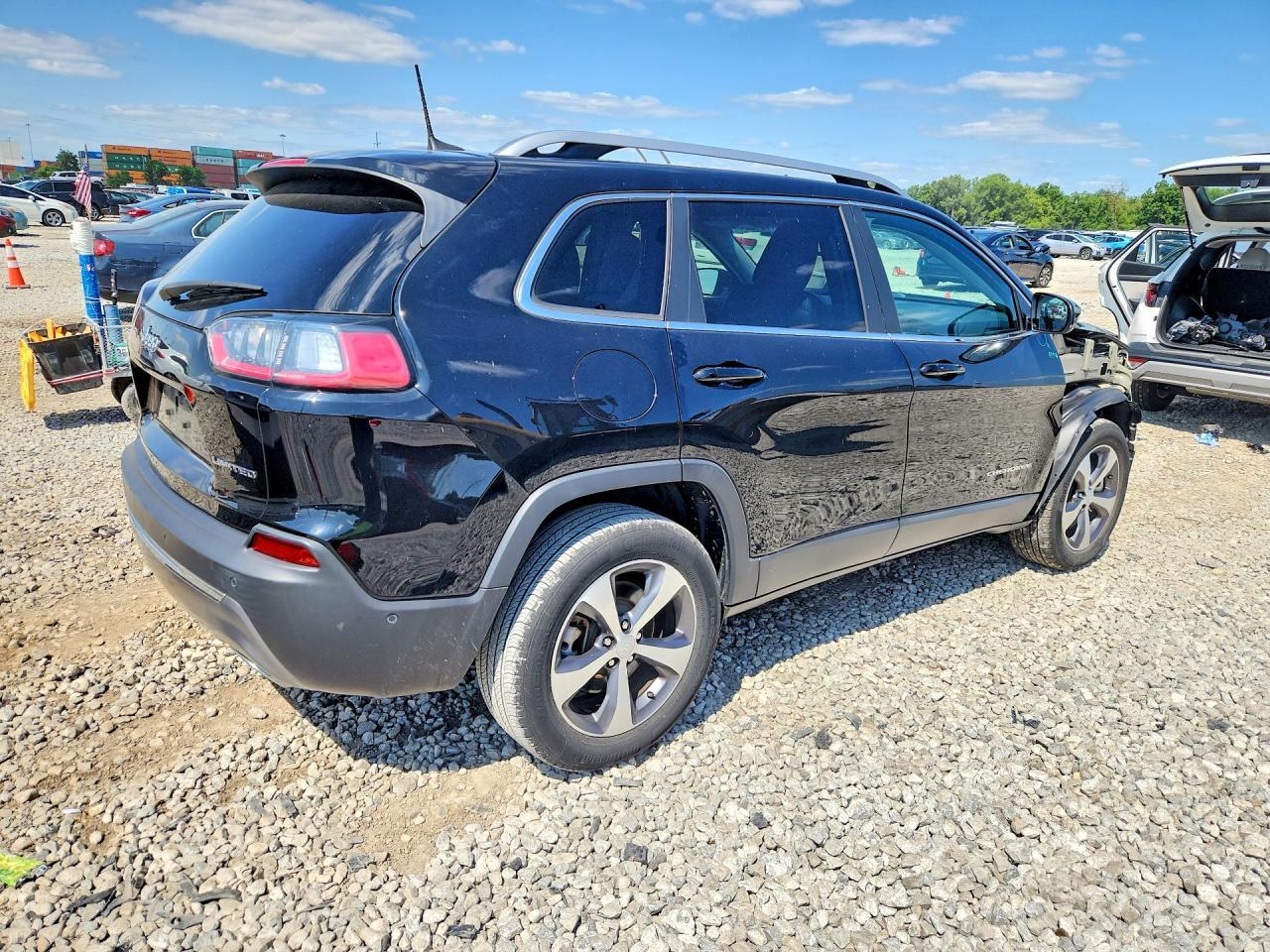 2021 Jeep Cherokee Limited - Фото 3
