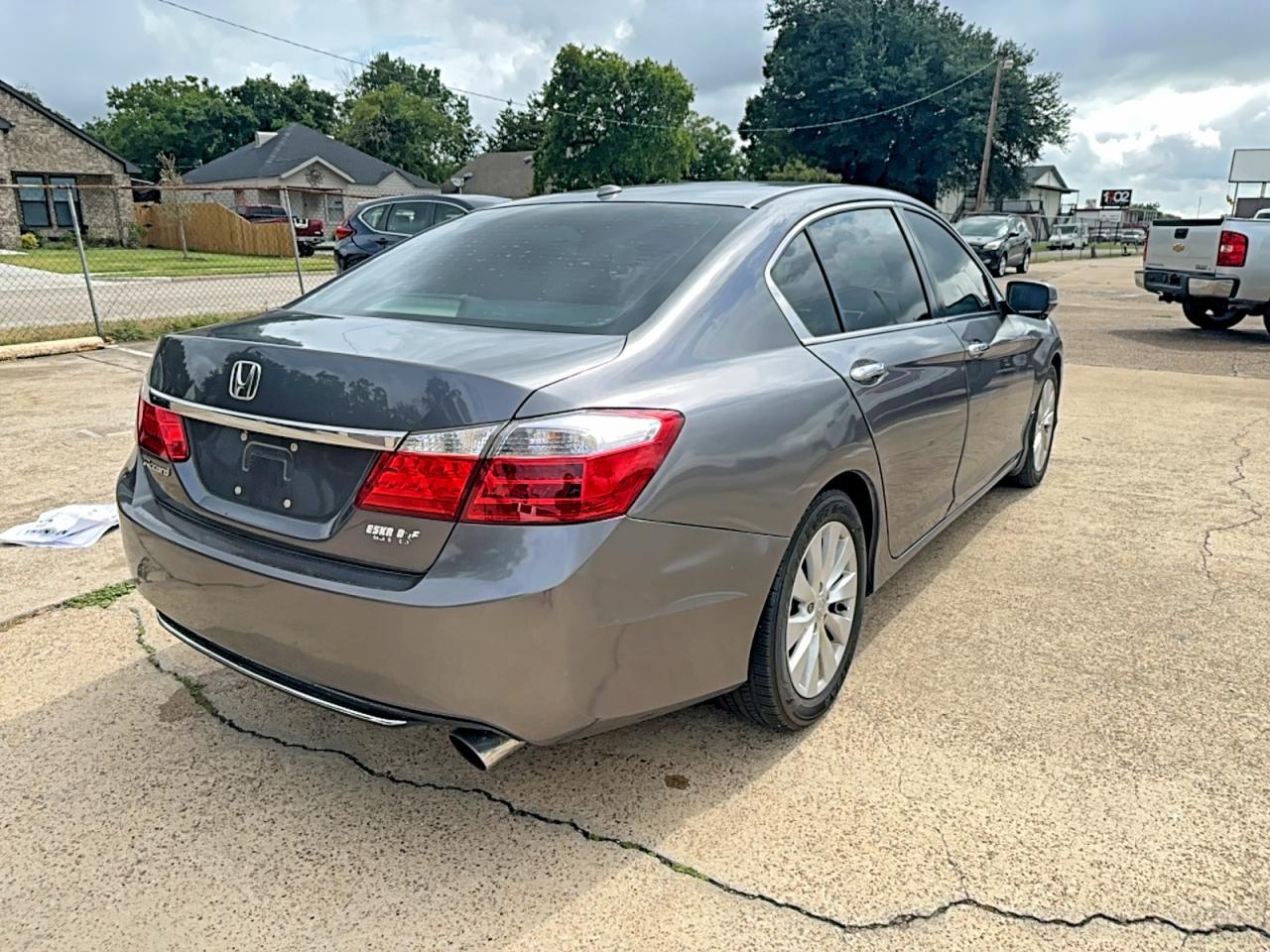 2015 Honda Accord Ex/ Exl - Image 4