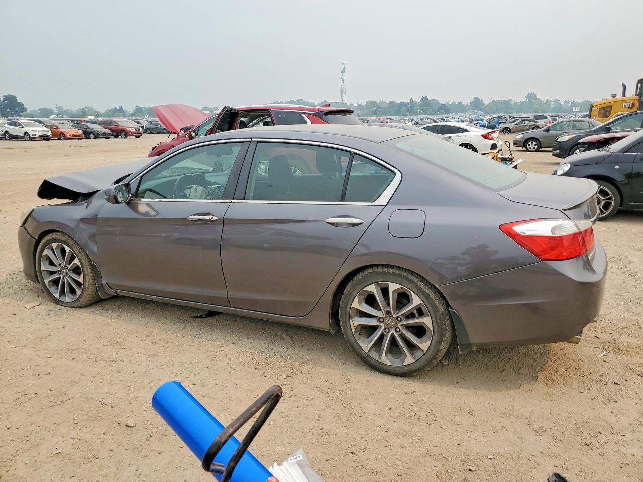 2013 Honda Accord Sport - Image 2