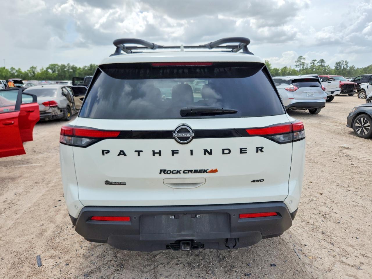 2023 Nissan Pathfinder Sv - Фото 6