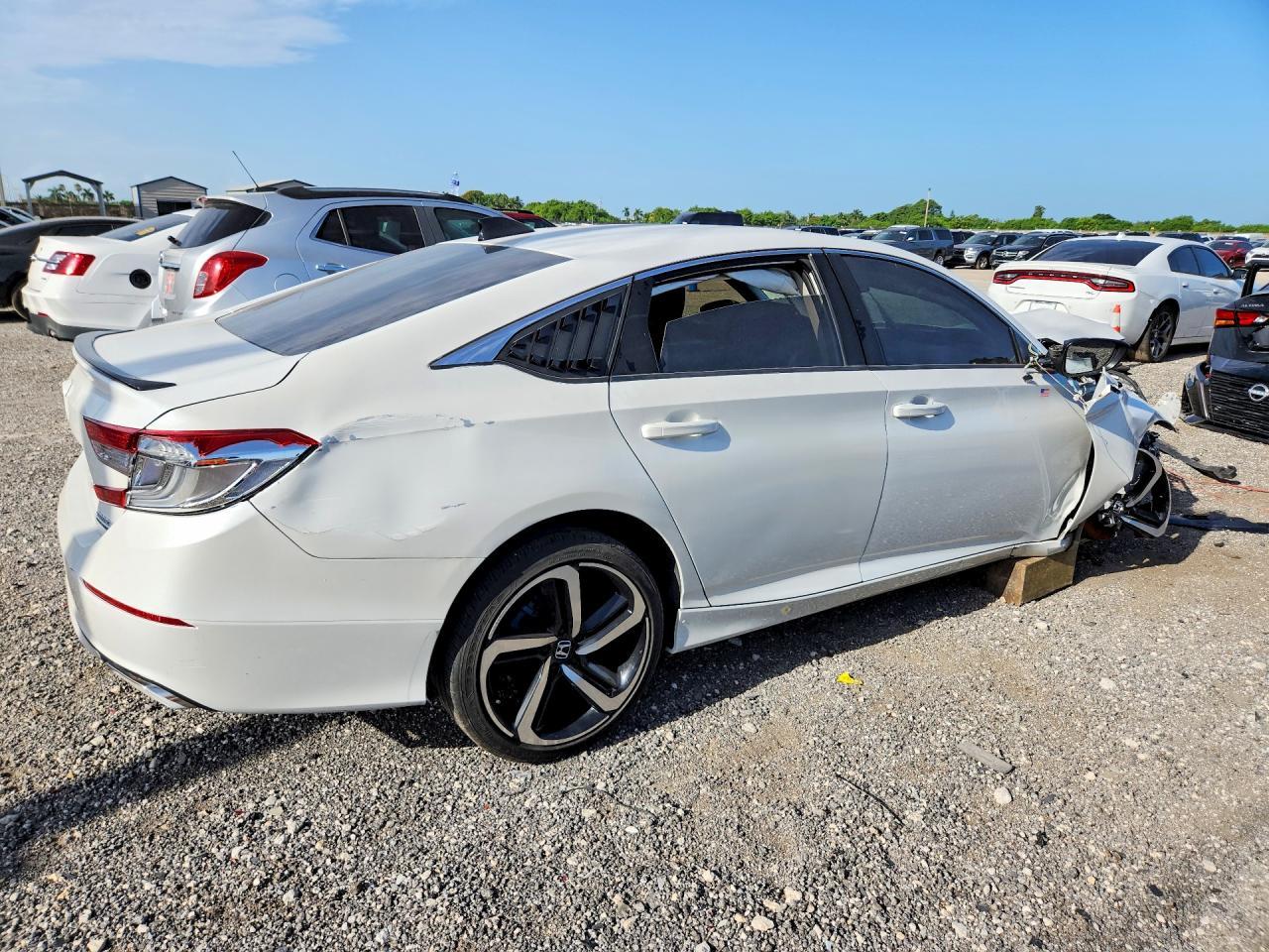 2021 Honda Accord Sport Se - Image 3
