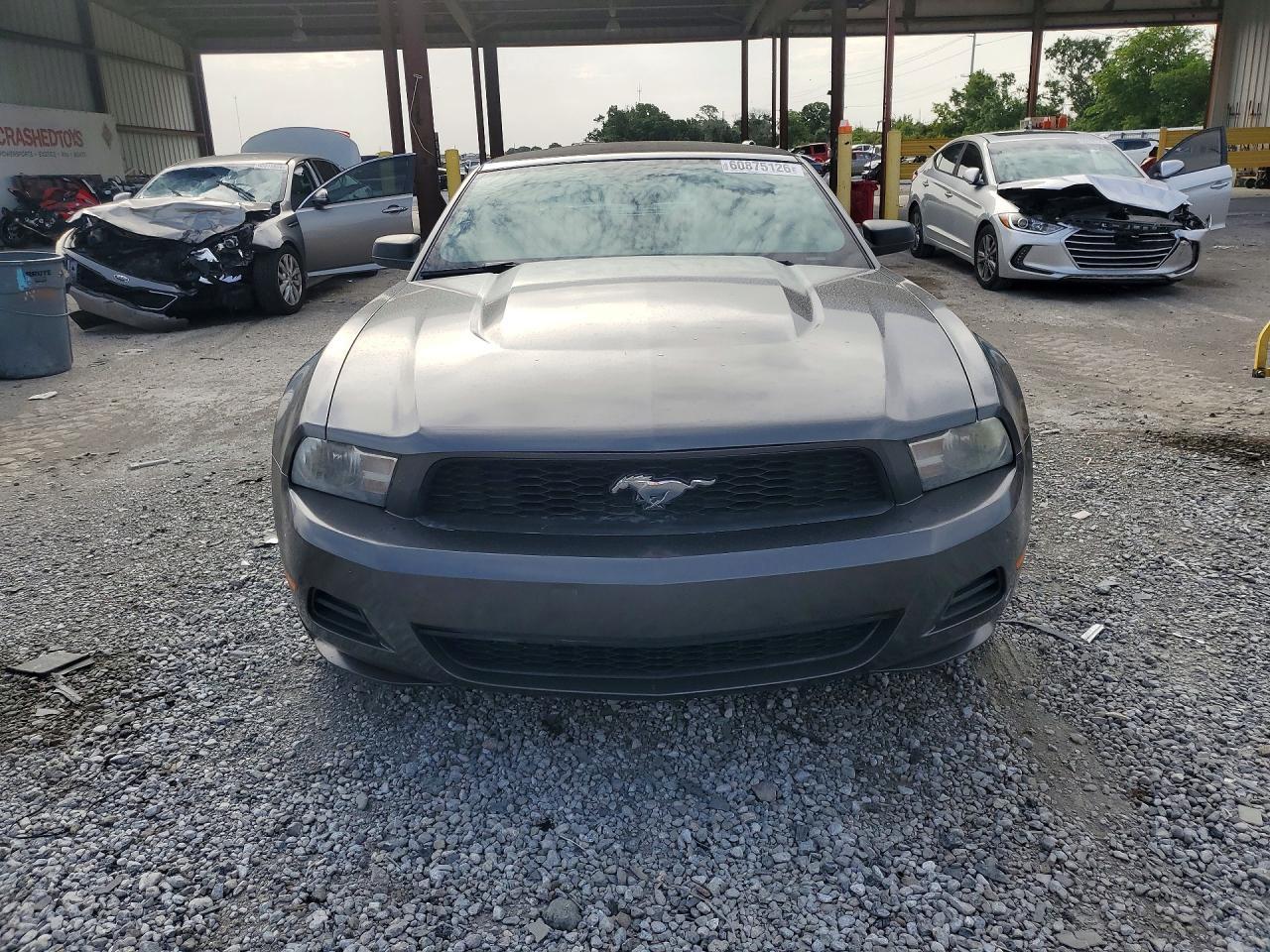 2010 Ford Mustang - Image 5
