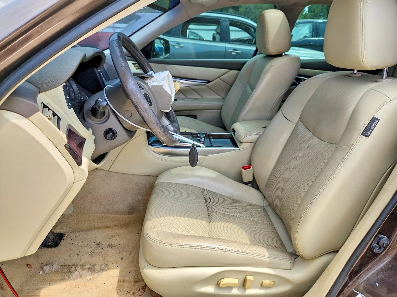 2015 Infiniti Q70 3.7 - Фото 7