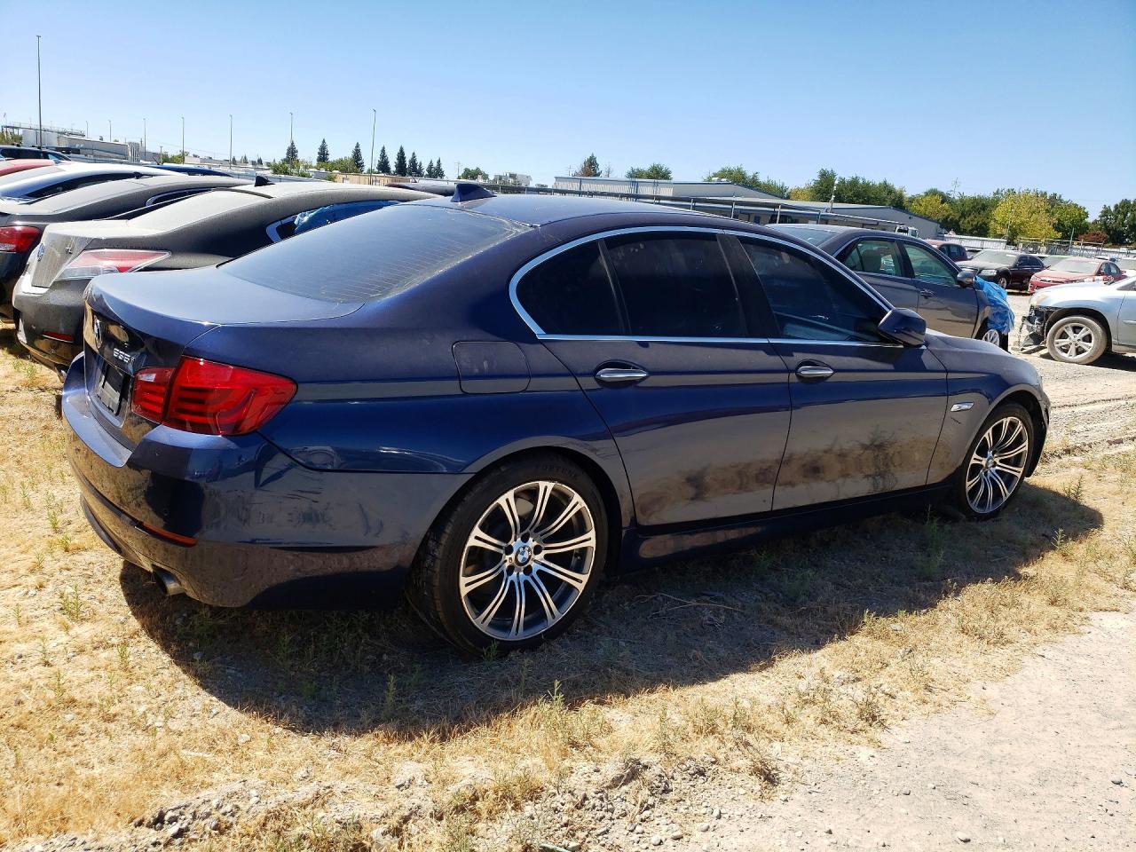 2011 BMW 535 I - Фото 3
