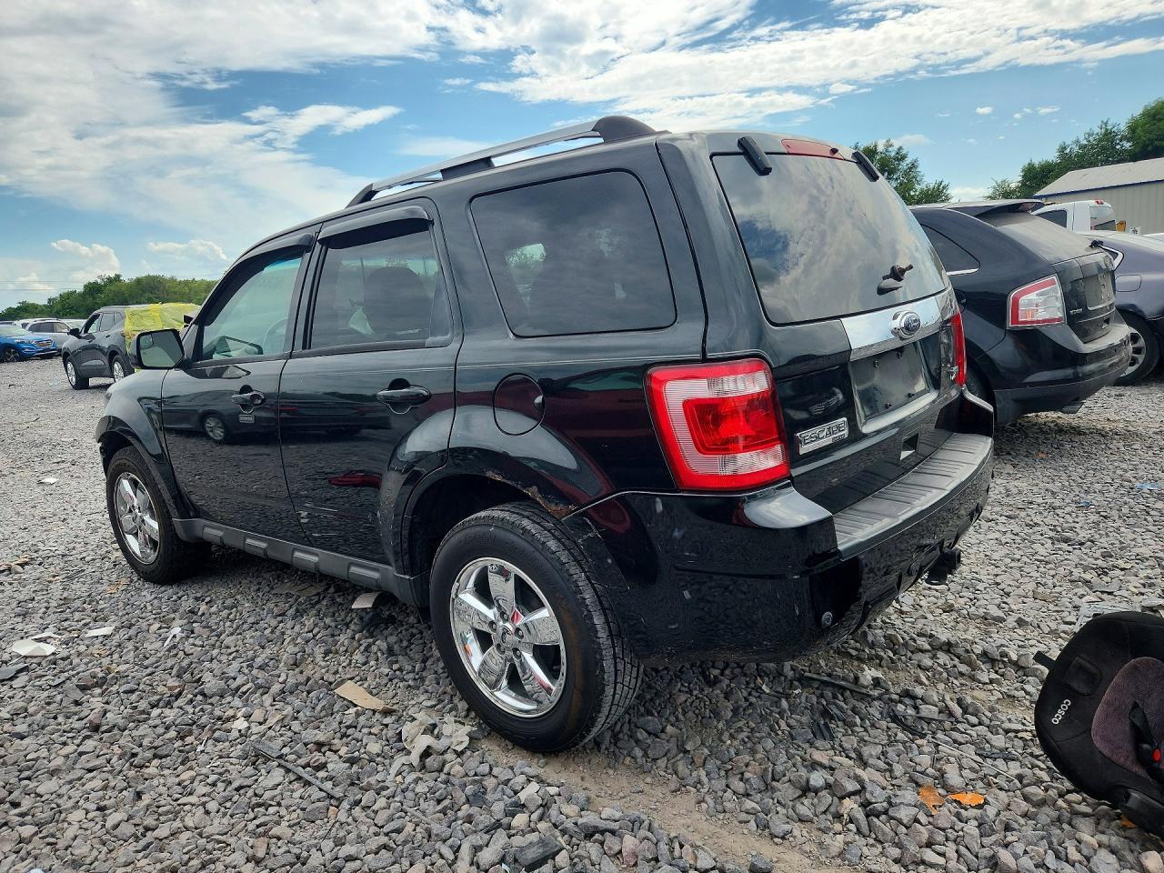 2012 Ford Escape Limited - Фото 2