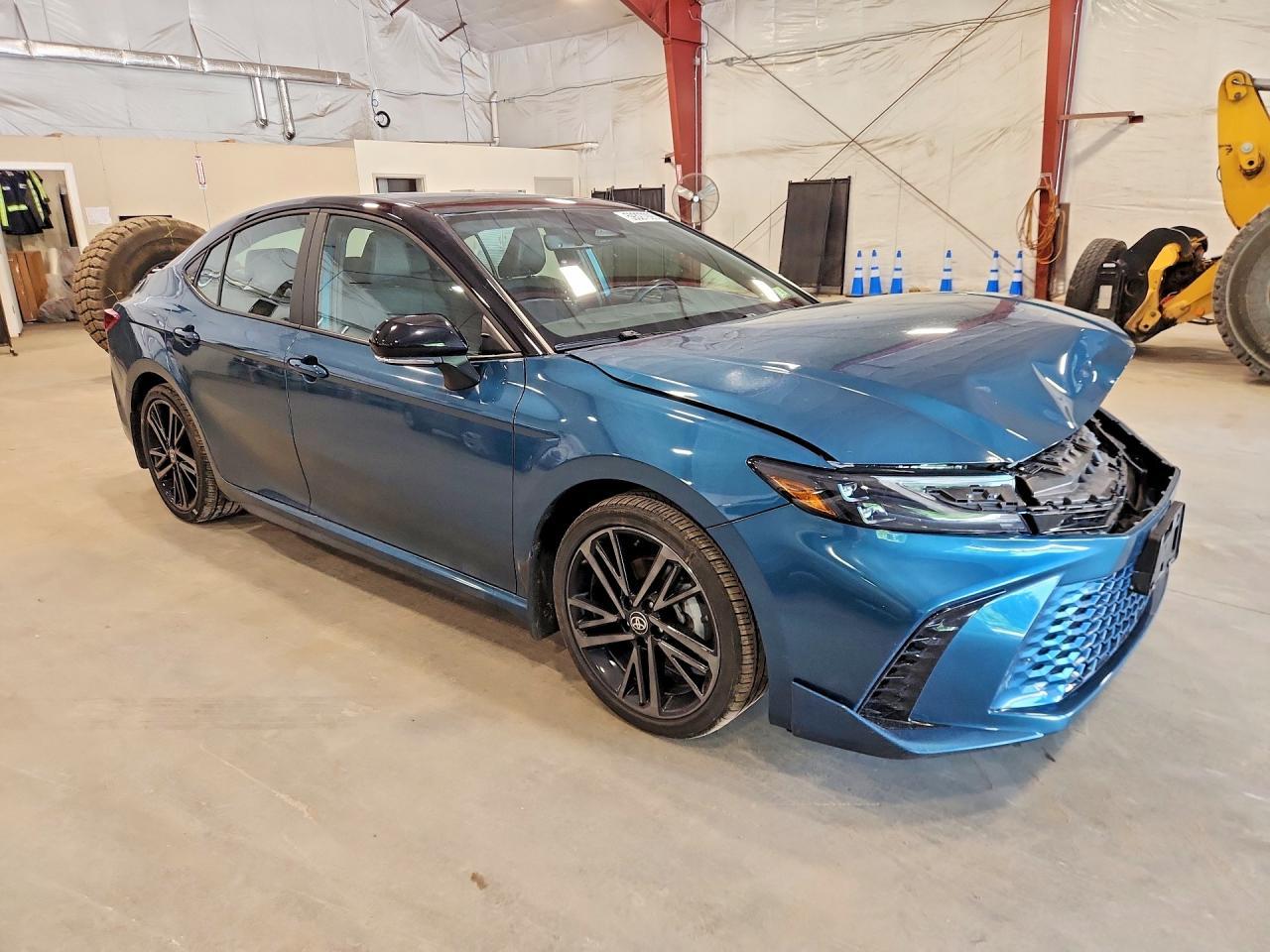 2025 Toyota Camry Xse - Image 4
