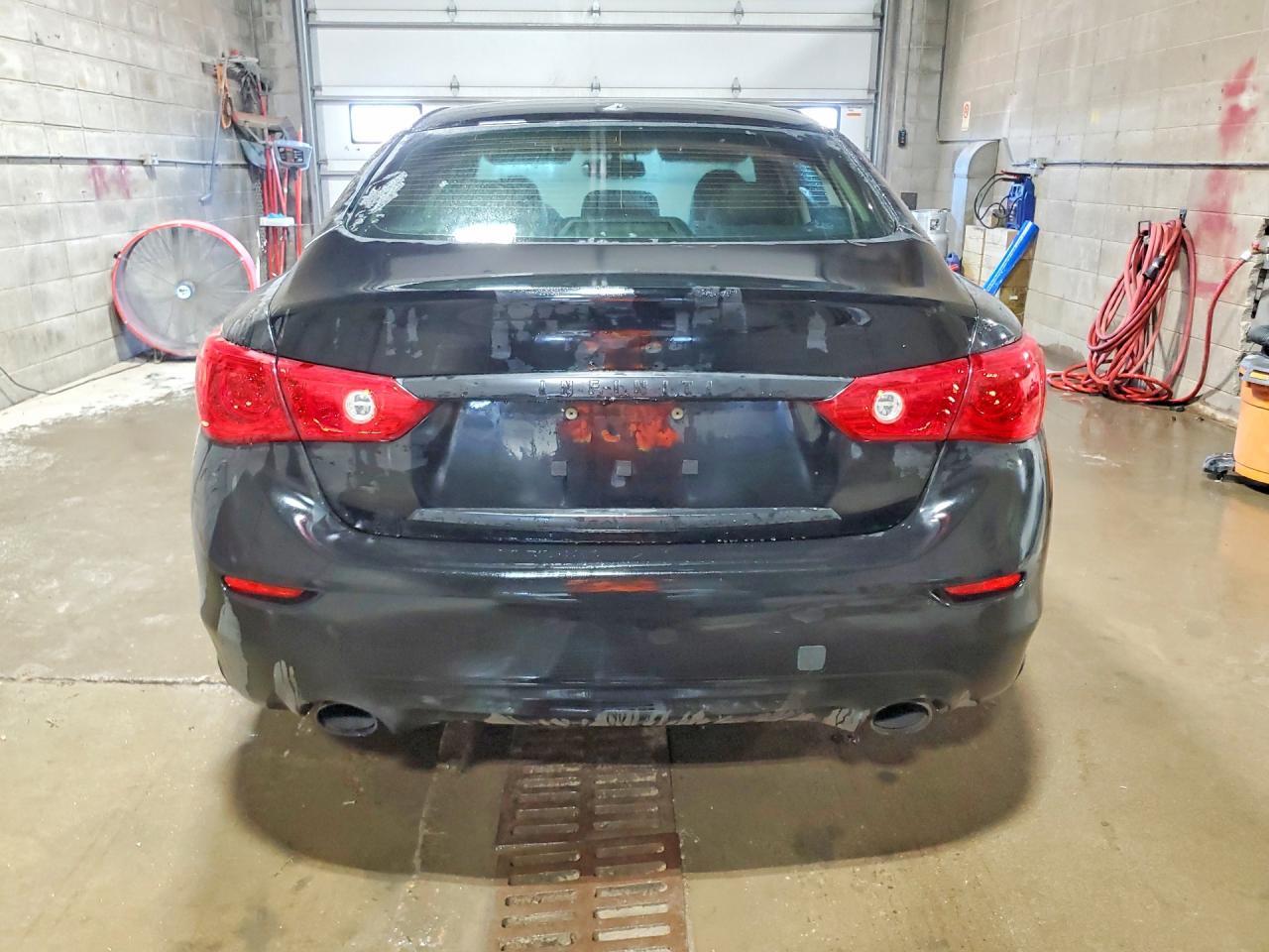 2016 Infiniti Q50 3.0T Premium - Image 6