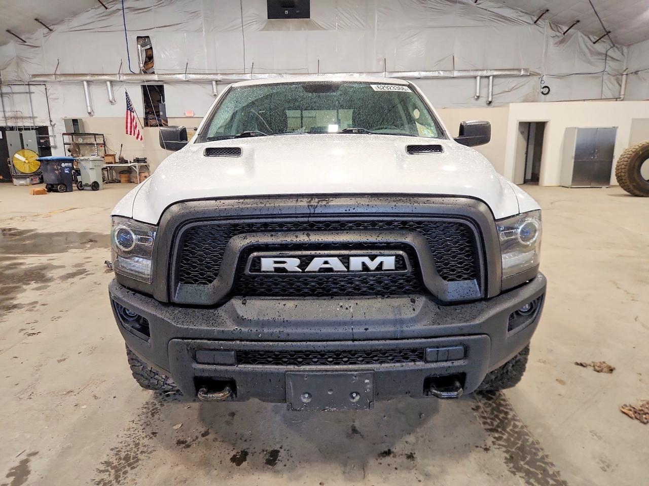 2020 Ram 1500 Classic Warlock - Фото 5
