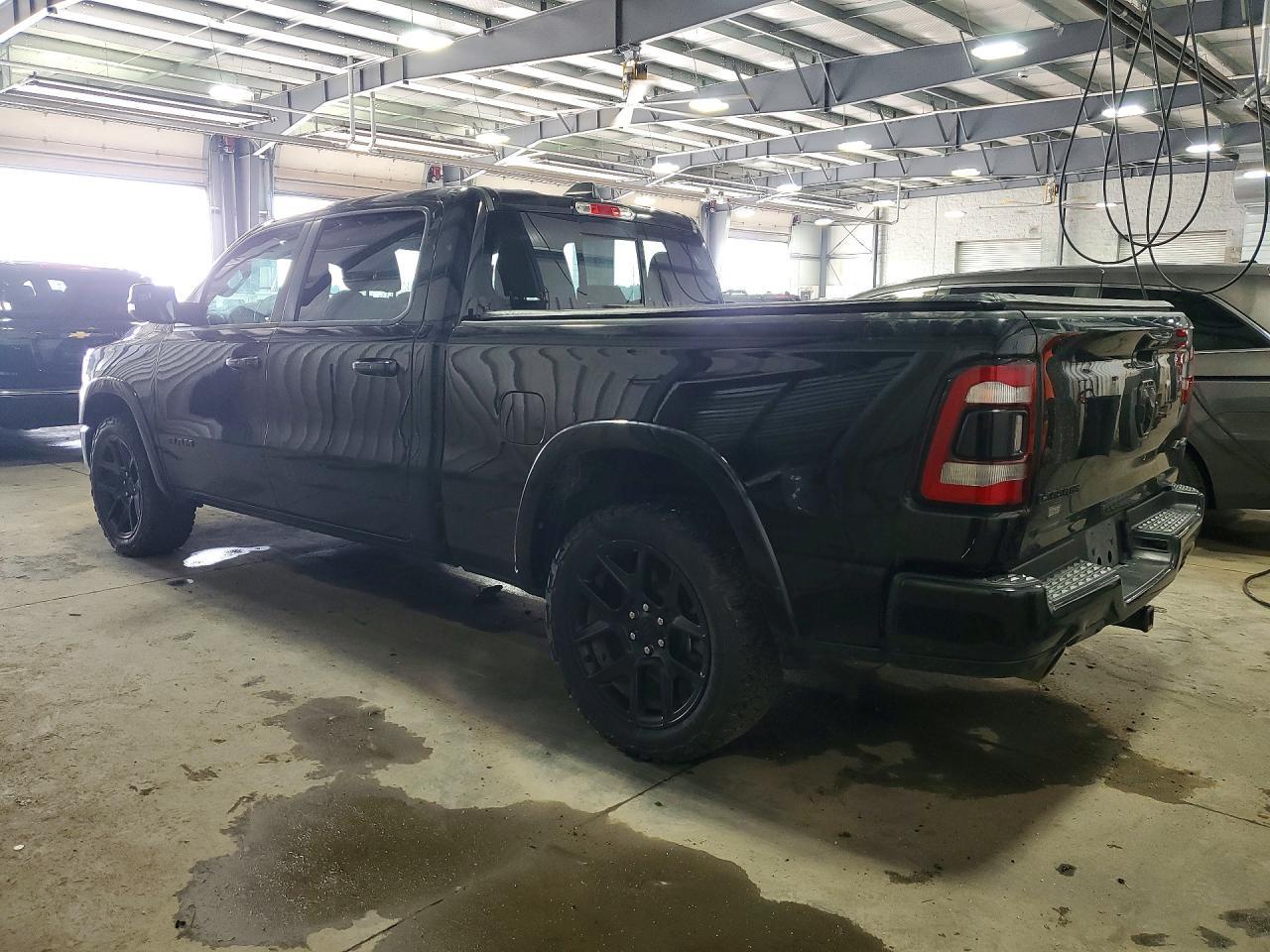 2022 Ram 1500 Laramie - Фото 2