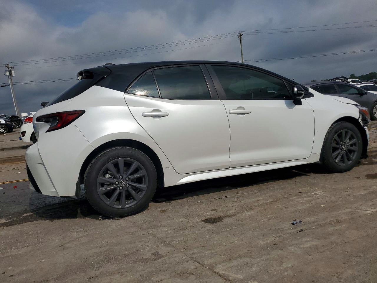 2024 Toyota Corolla Hatchback Se - Фото 3
