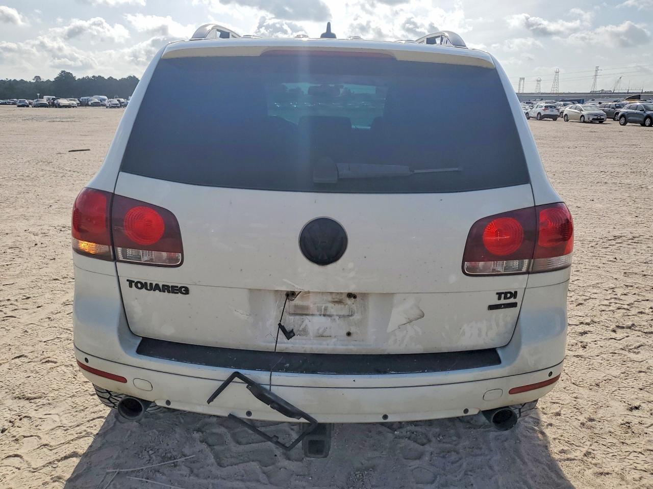 2010 Volkswagen Touareg Tdi - Фото 6