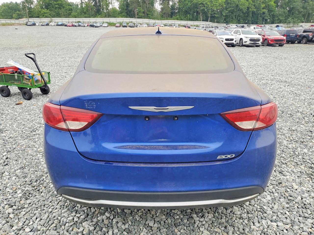 2016 Chrysler 200 Limited - Image 6