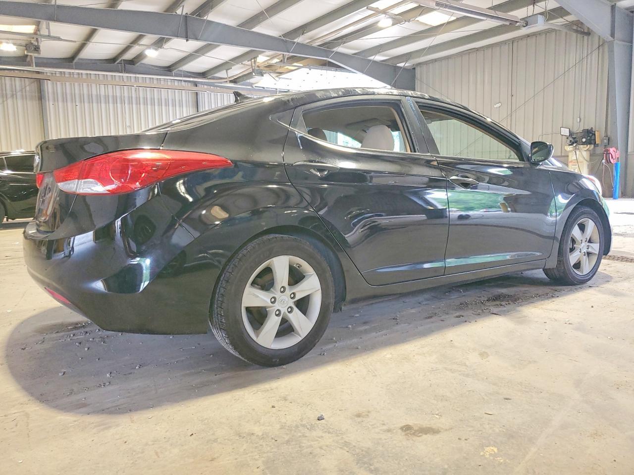 2012 Hyundai Elantra Gls - Фото 3