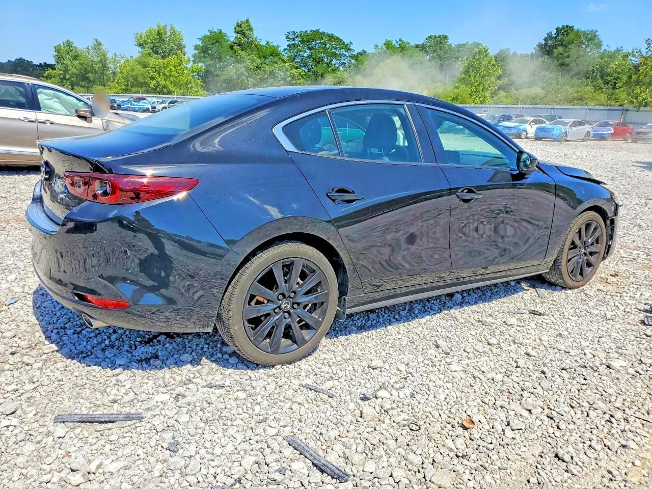 2024 Mazda 3 Select Sport - Image 3