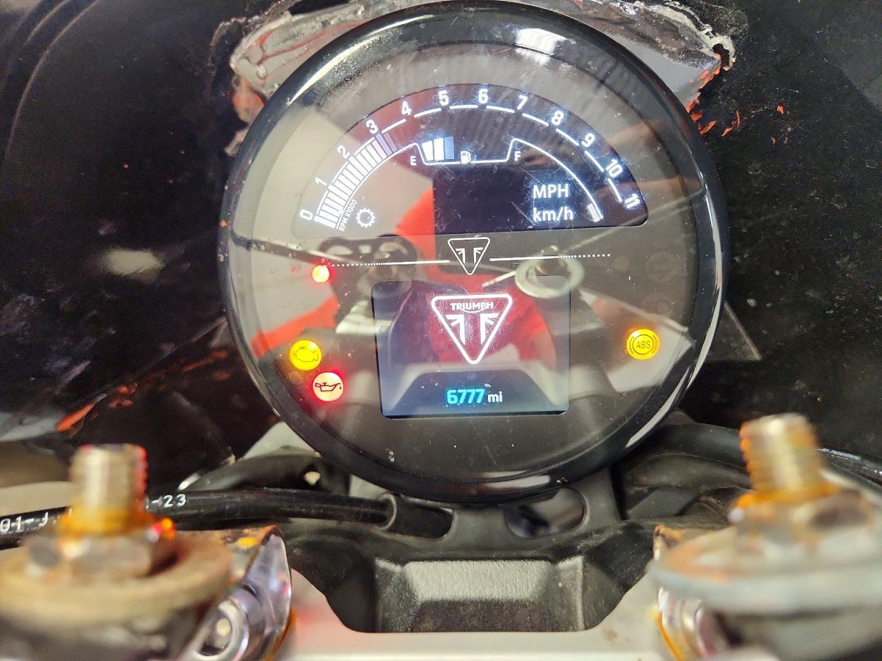 2025 Triumph Motorcycle Trident 660 - Фото 7