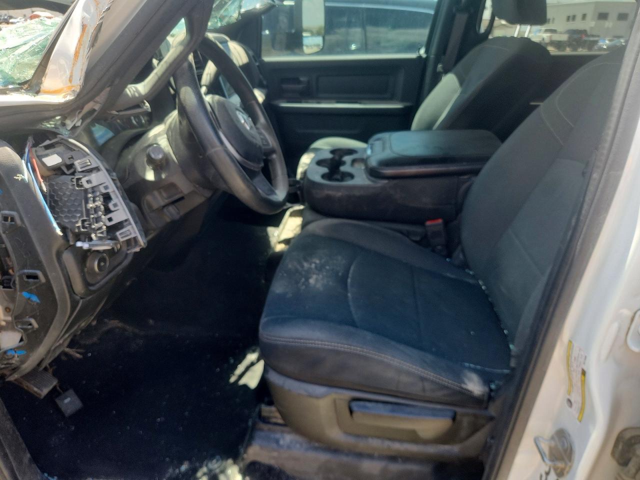 2022 Ram 2500 Tradesman - Фото 7
