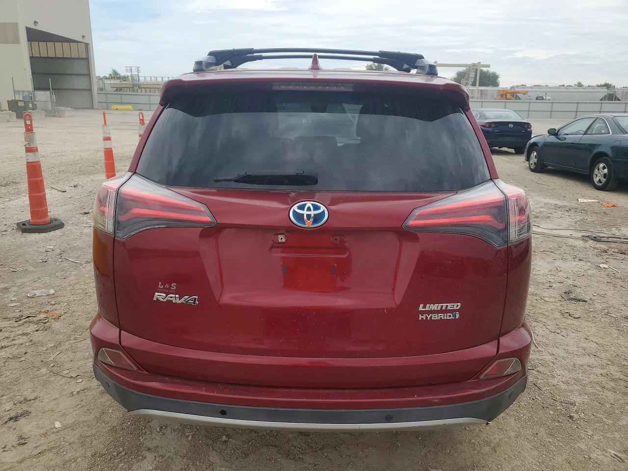 2018 Toyota Rav4 Hv Limited - Image 6