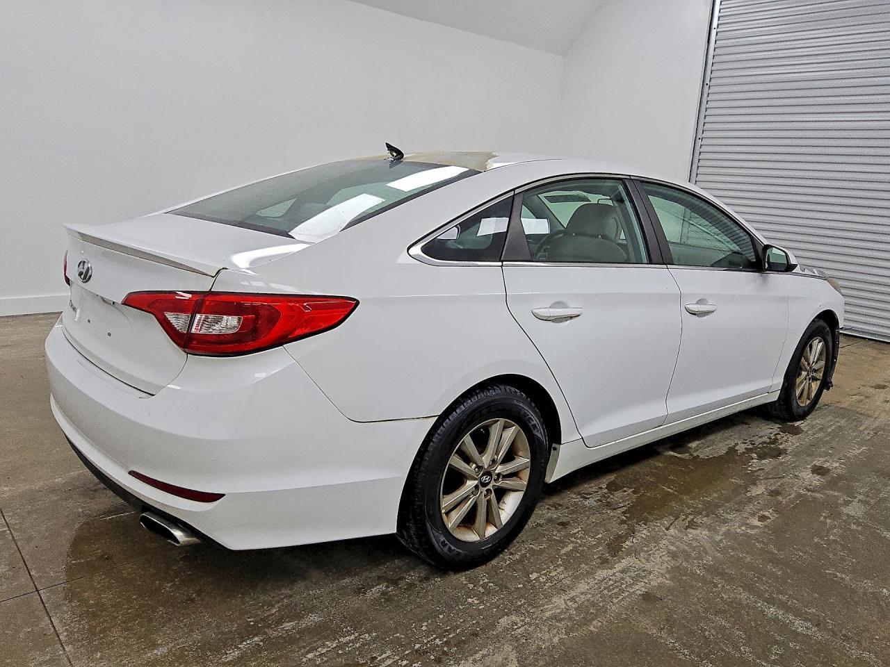2017 Hyundai Sonata Se - Фото 3