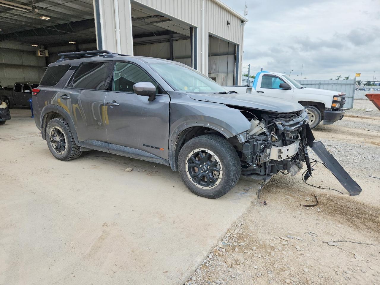 2025 Nissan Pathfinder Rock Creek - Фото 4