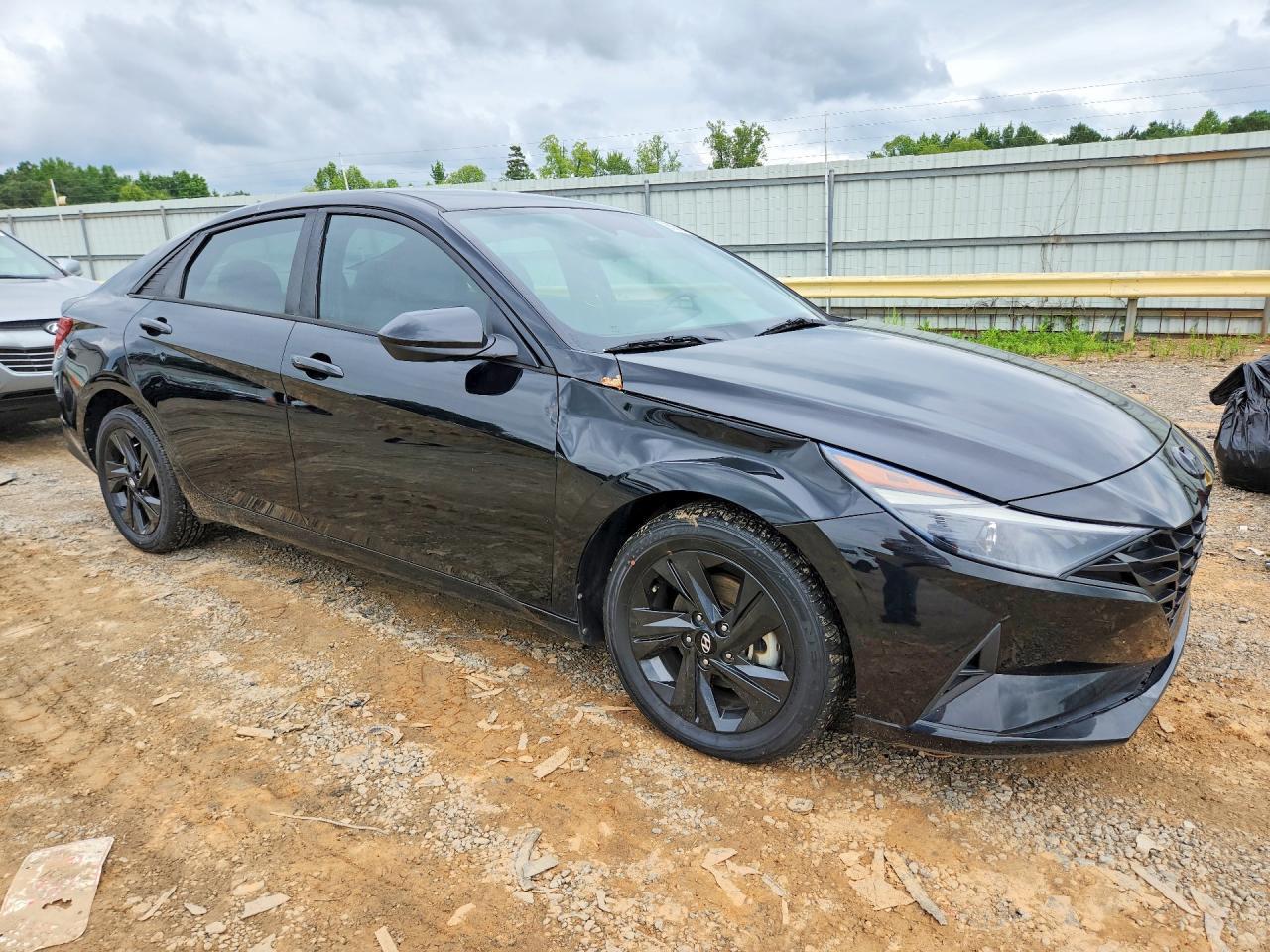 2023 Hyundai Elantra Sel - Фото 4