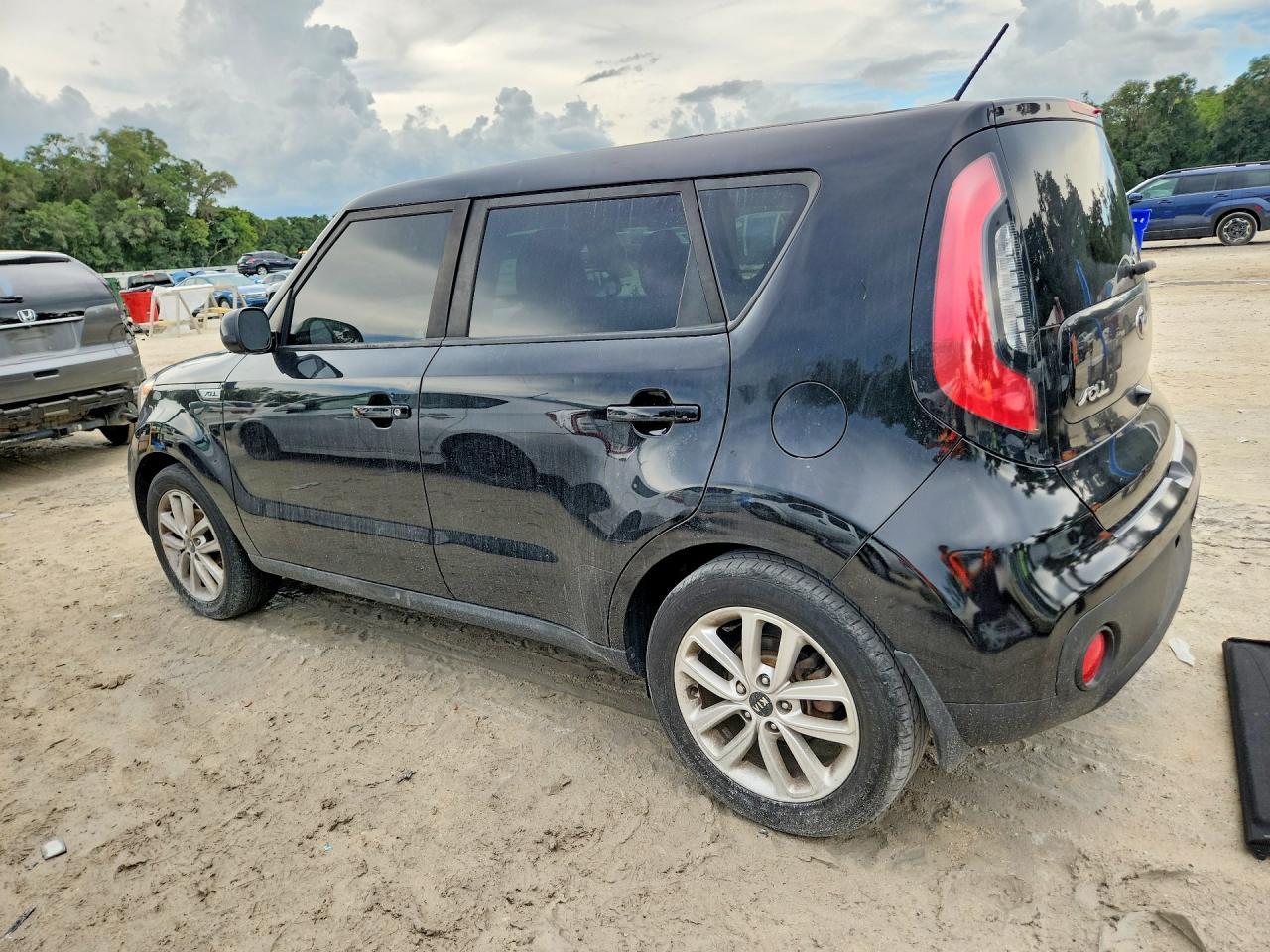 2017 Kia Soul + - Image 2