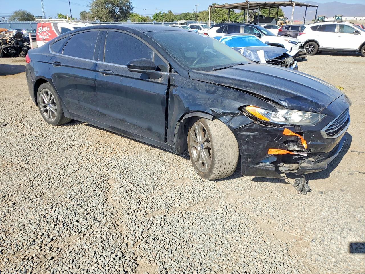2017 Ford Fusion Se - Фото 4