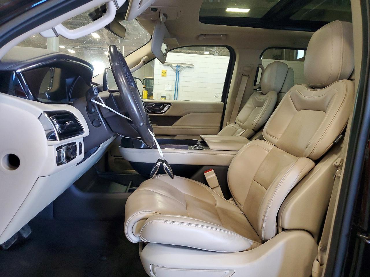 2019 Lincoln Navigator Reserve - Фото 7
