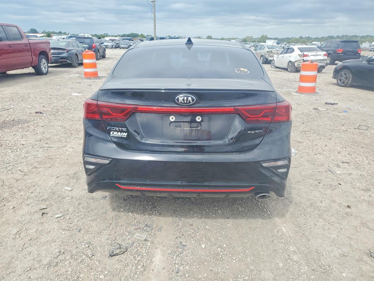 2021 Kia Forte Gt Line - Фото 6