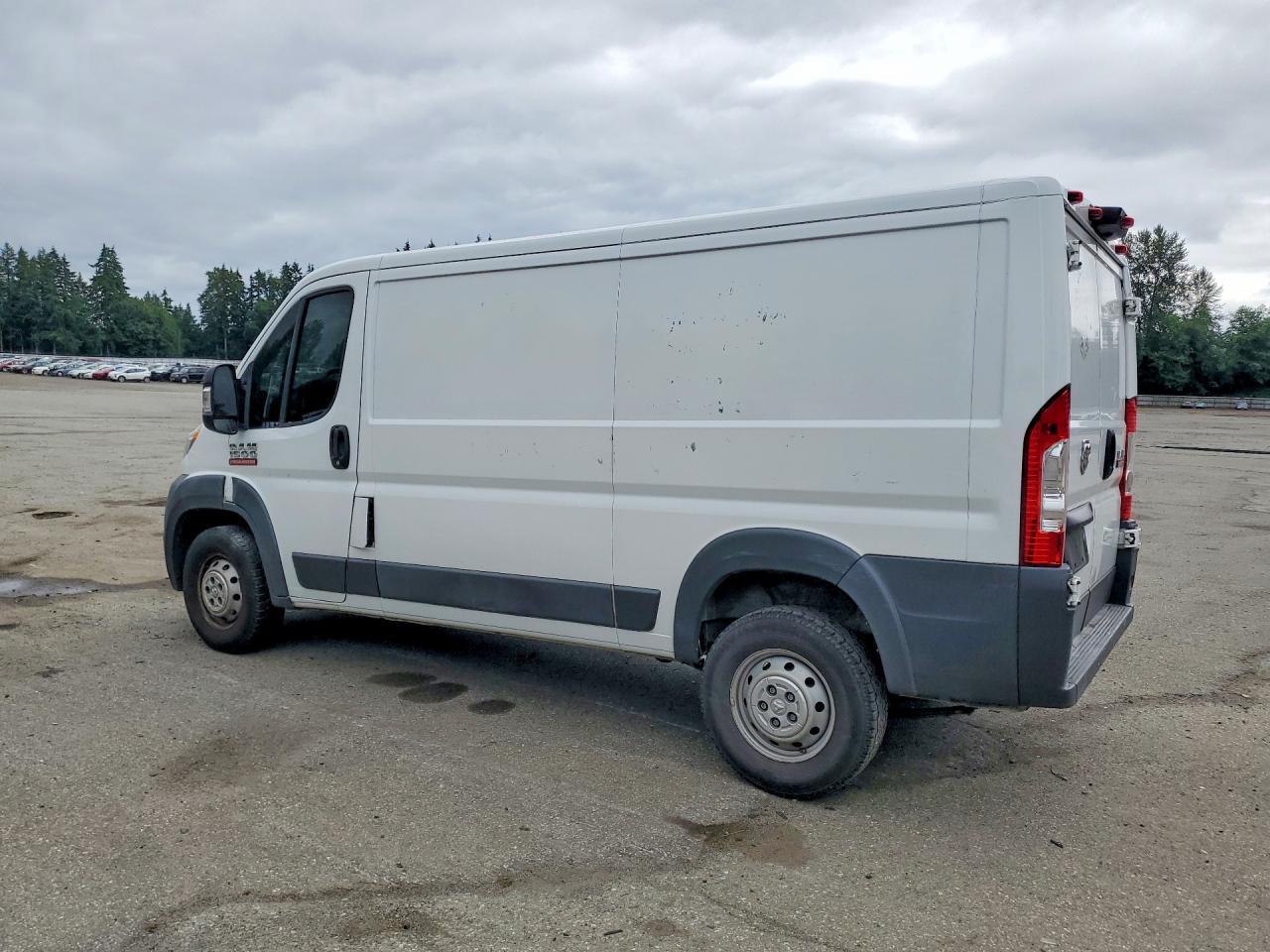 2015 Ram Promaster 1500 Delivery Van - Фото 2